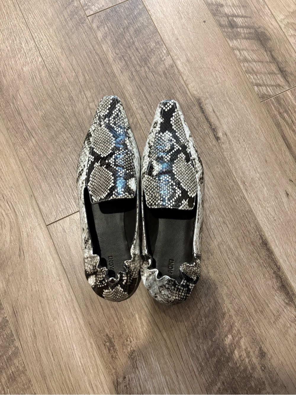 St. Agni Black & White Snake-Print Pointed Loafers